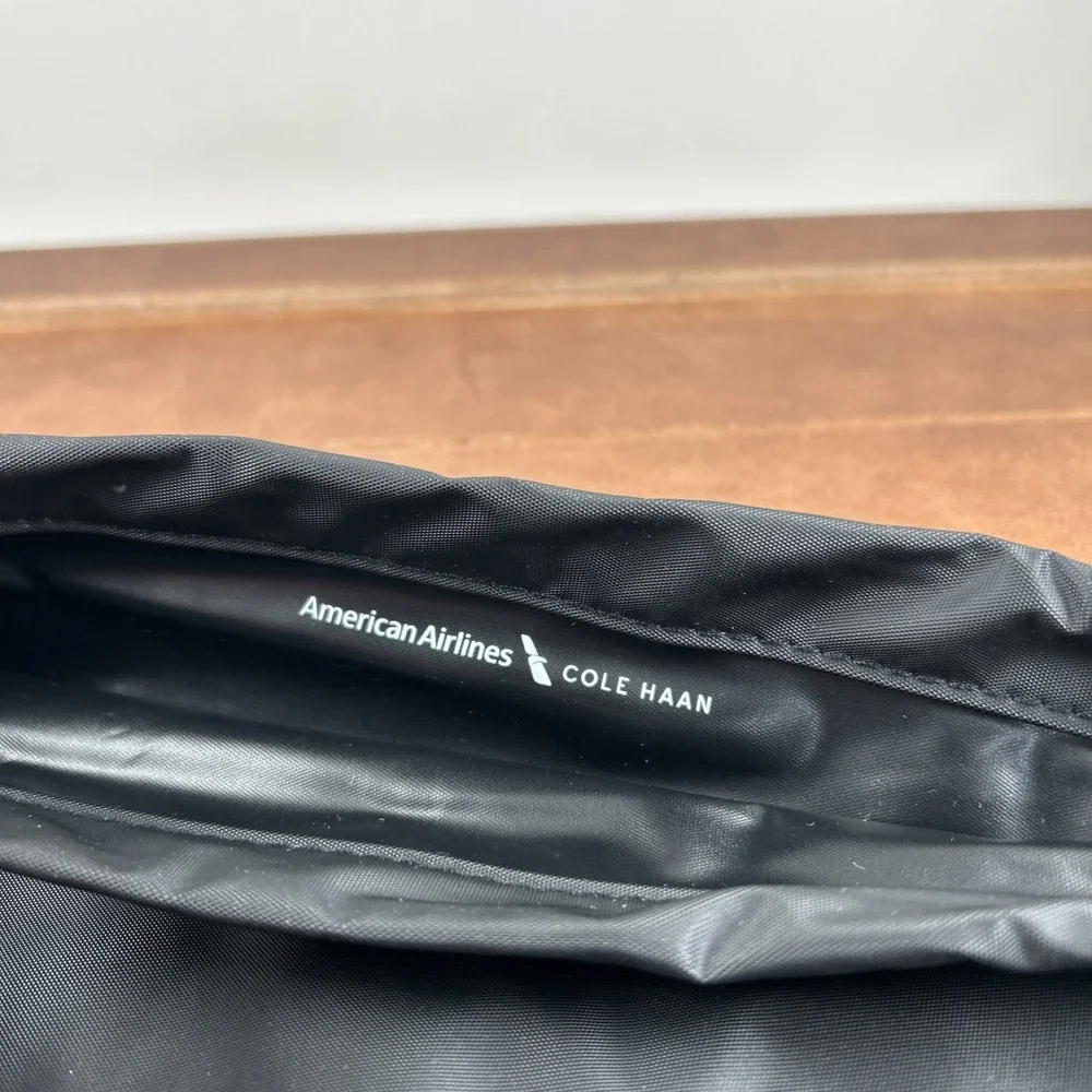American Airlines Cole‎ Haan 15